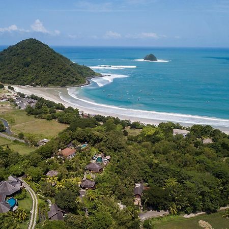 Sempiak Seaside Resort セロング・ベラナク エクステリア 写真